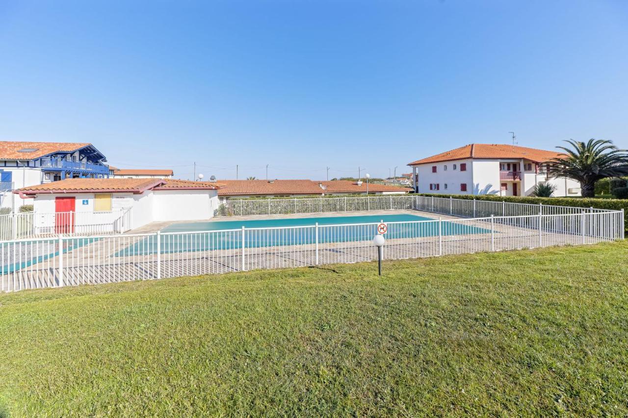 Appartement - Piscine - Tennis - Wifi - Parking Бідар Екстер'єр фото